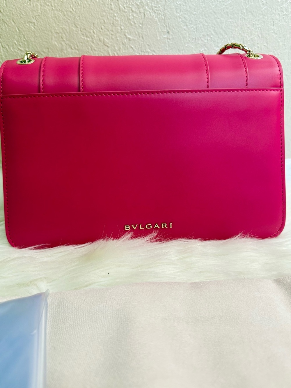 Brand New Bvlgari Serpenti Forever Medium Shoulder Bag in Fuchsia - Picture 5 of 16